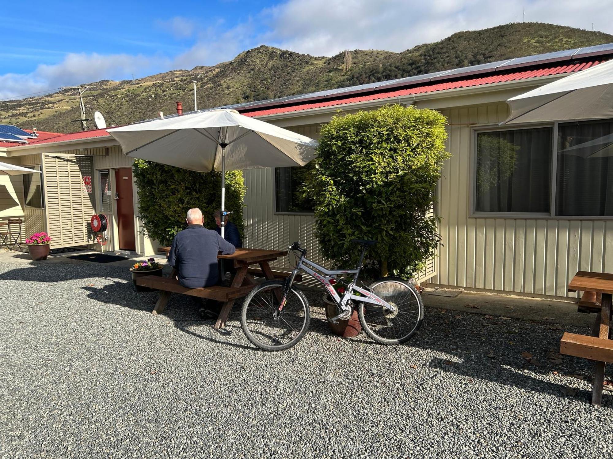 Roxburgh Motels Kültér fotó